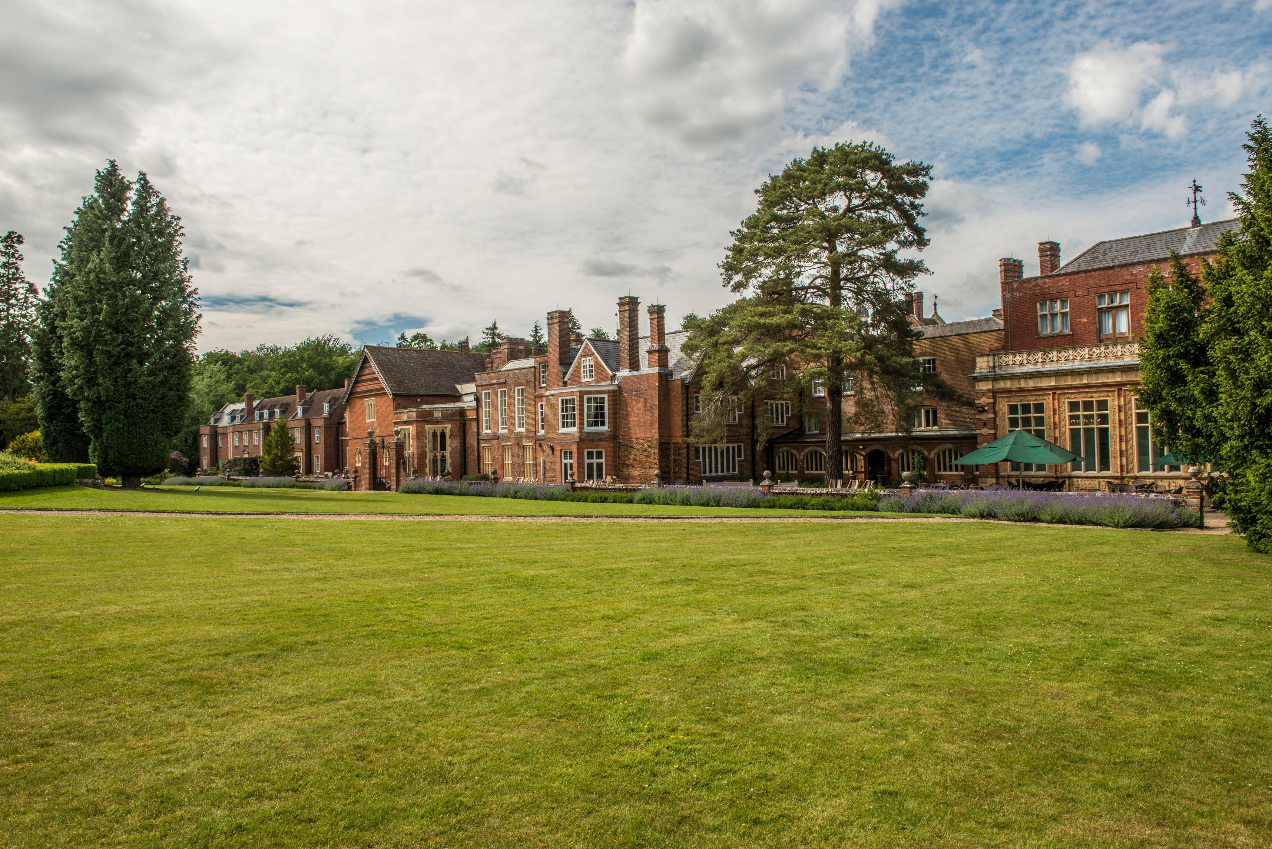 Wotton House Hotel Dorking Exterior photo